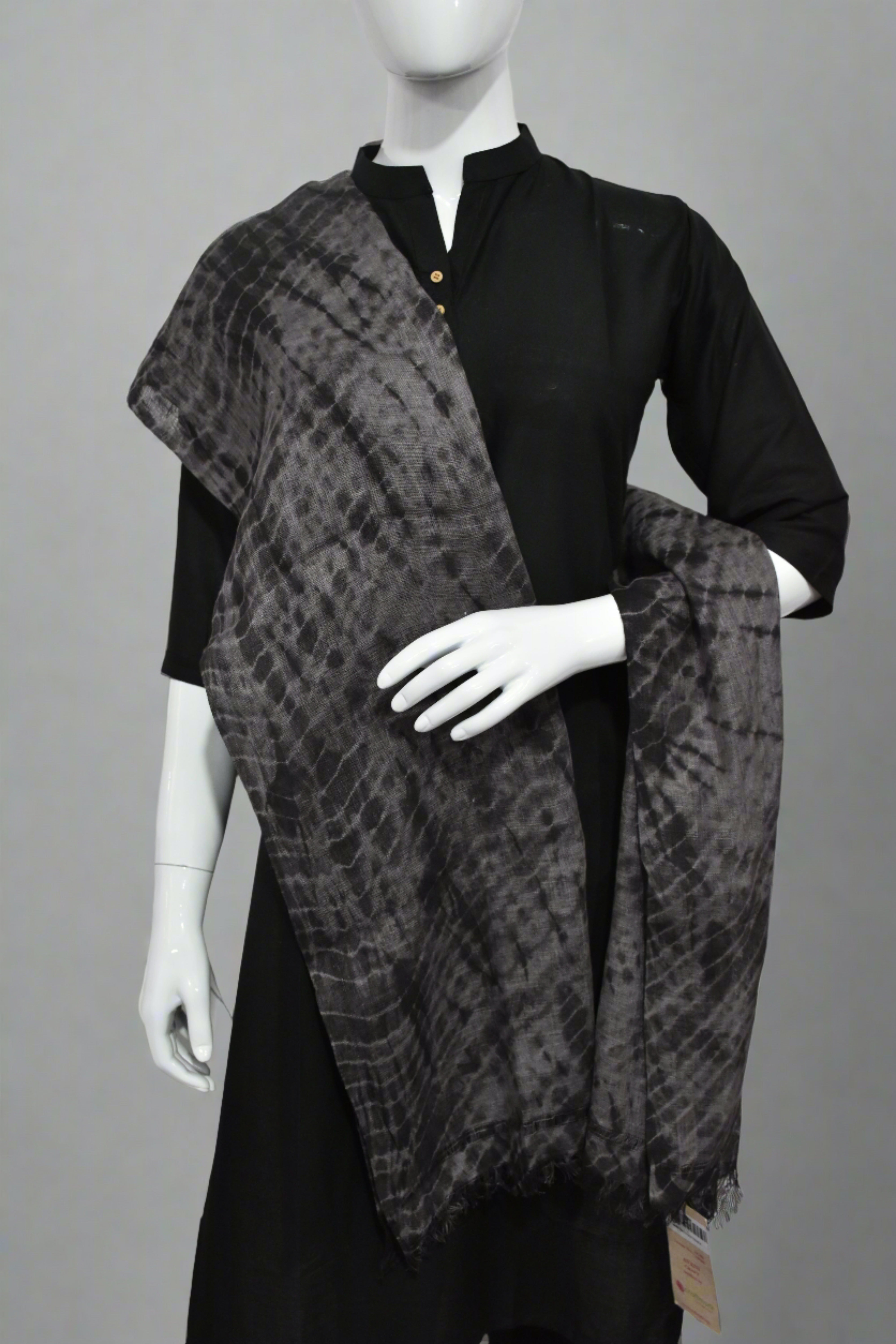 Ink and Ash Linen Stole | Tie-Dye in Black and Grey