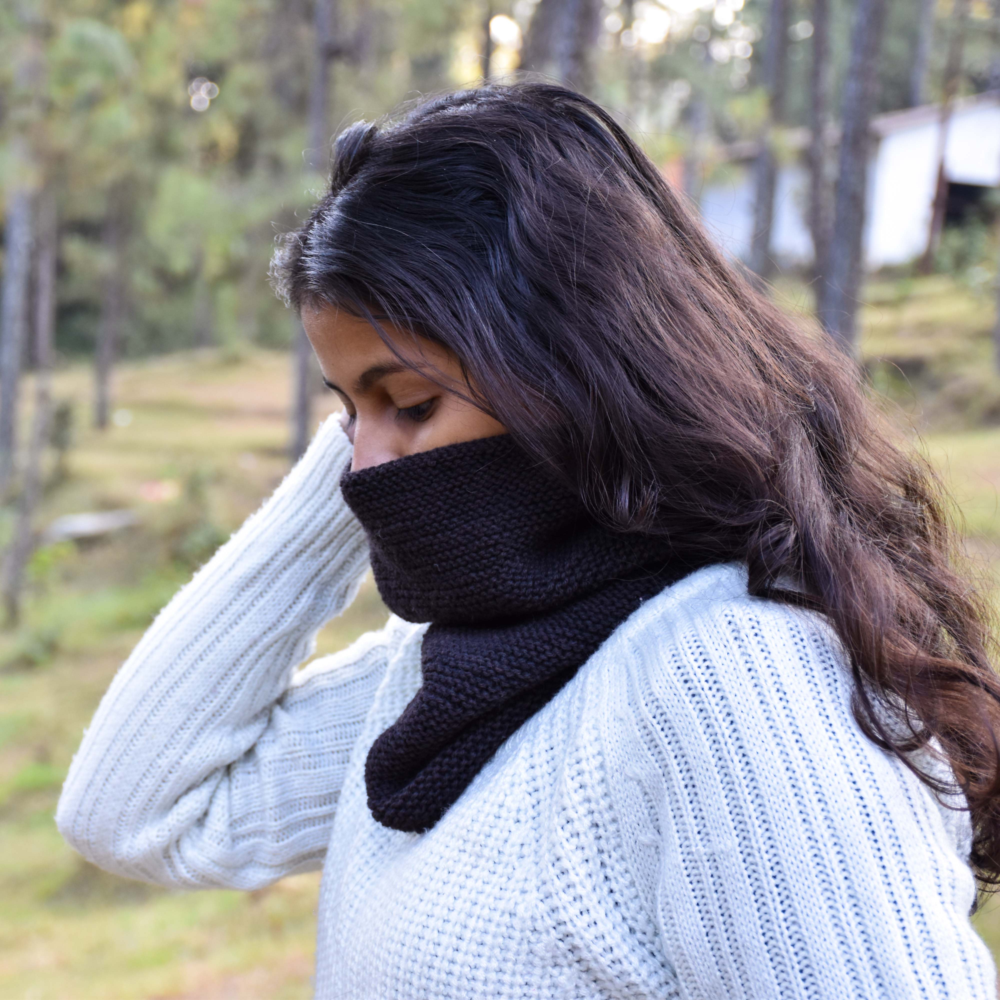 Handknitted Merino wool Neck warmer | Chocolate brown