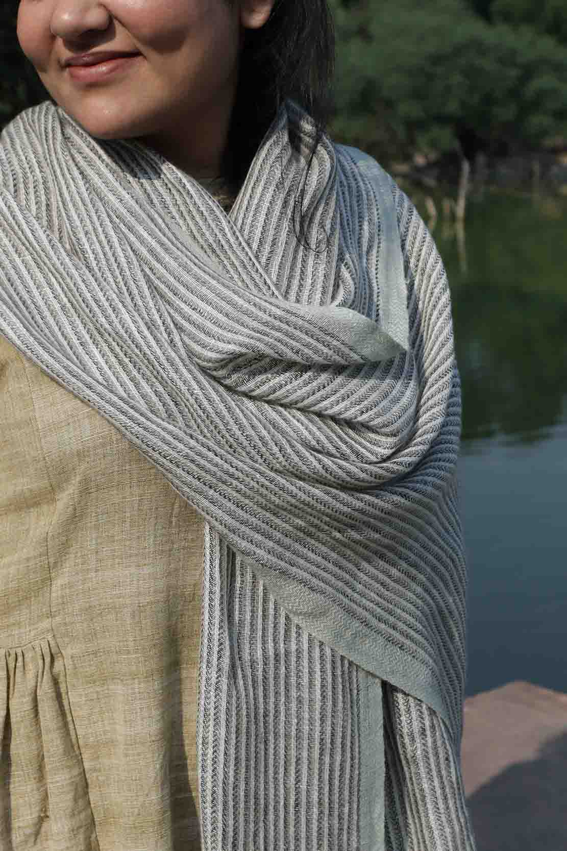 Pointed Twill Stripe Linen Stole | White and Light Grey Stripes